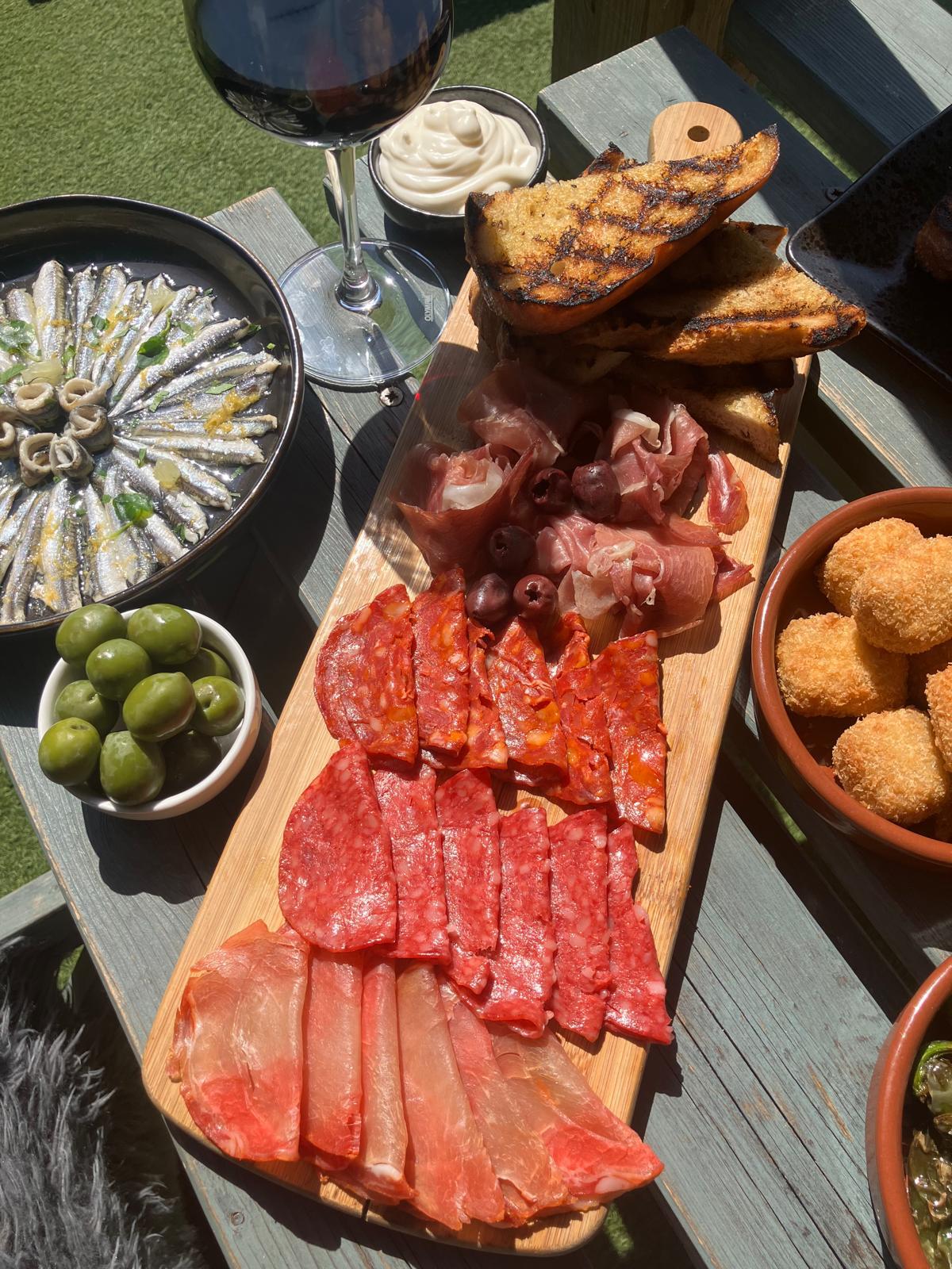 9f8ba978-fc41-499d-b363-11feaf40981a